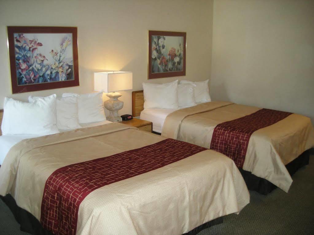 Travelodge By Wyndham แอพเพิลทัน ภายนอก รูปภาพ